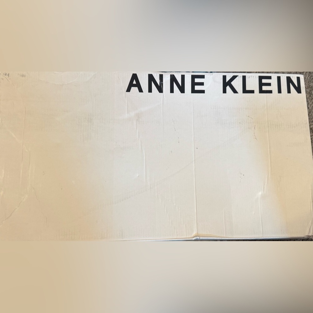 Anne Klein Sawyer Faux Leather KneeHigh Tan Boots Size 8.5 Standard Calf Stretch - Picture 11 of 11